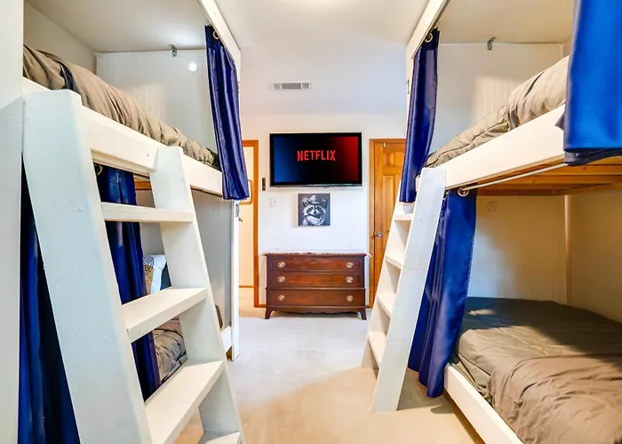 Hot Tub & Game Room! 15 Mi To At&t Stadium * Fort Worth
