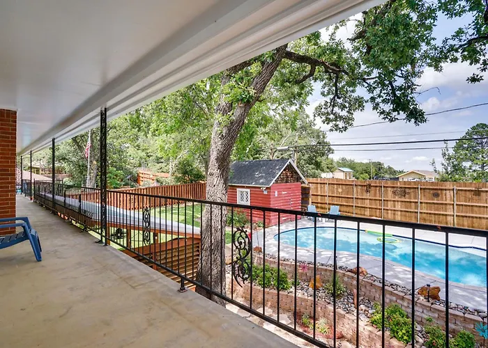 Vakantiehuis Hot Tub & Game Room! 15 Mi To At&t Stadium *