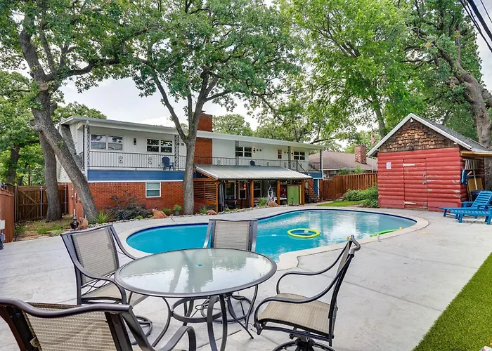 Vakantiehuis Hot Tub & Game Room! 15 Mi To At&t Stadium *